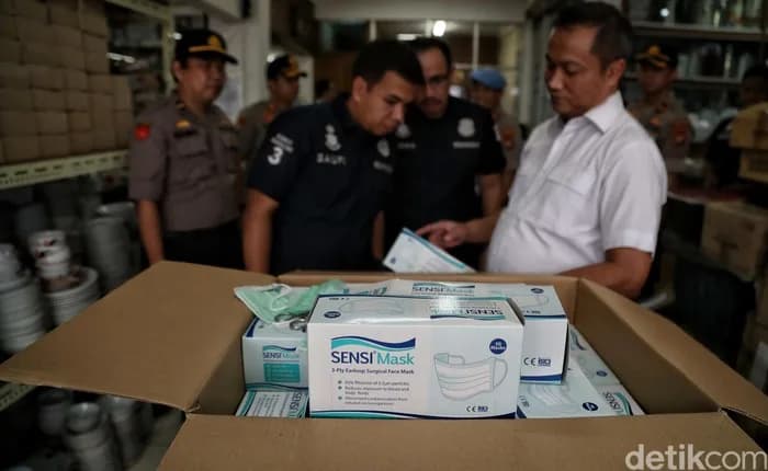 Di Balik Layar Operasi Pasar: Ketika Polda Metro Jaya Menjaga Napas Pasokan Masker